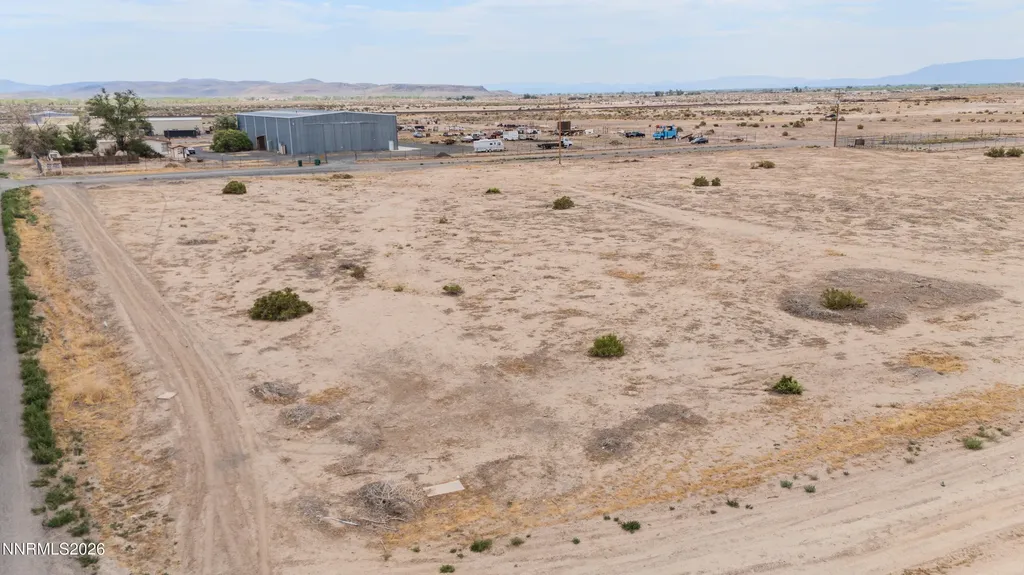1635 Lake Silver Springs NV 89429