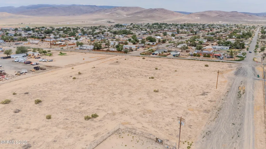 1635 Lake Silver Springs NV 89429