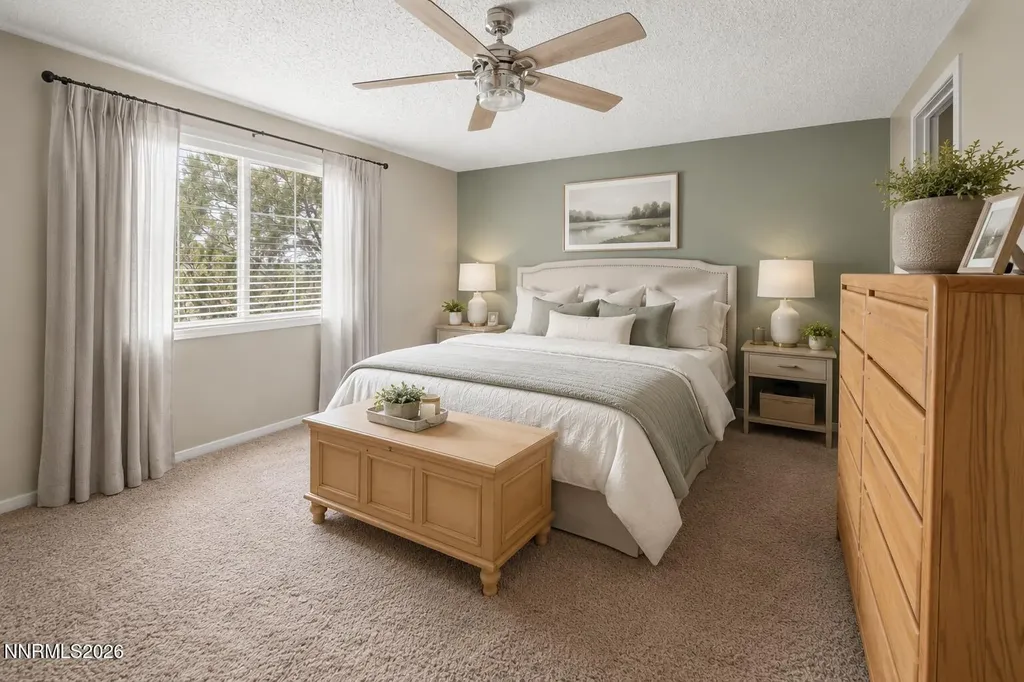 5020 White Oak Silver Springs NV 89429