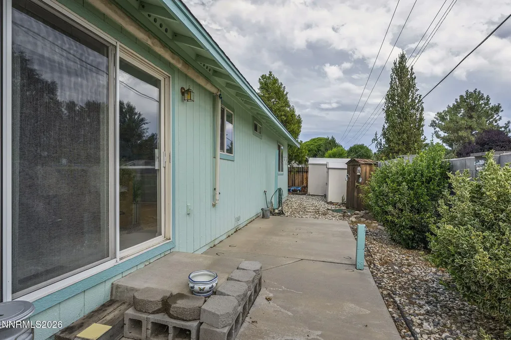 1335 Marion Russell Gardnerville NV 89410
