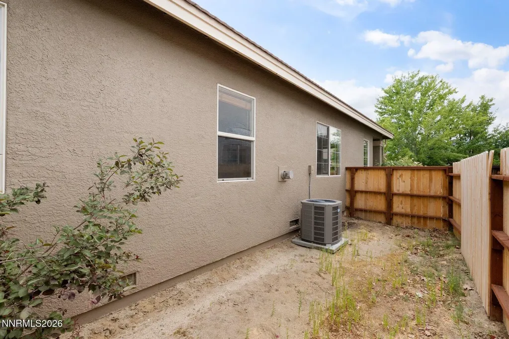 9658 Thunder Mountain Reno NV 89521