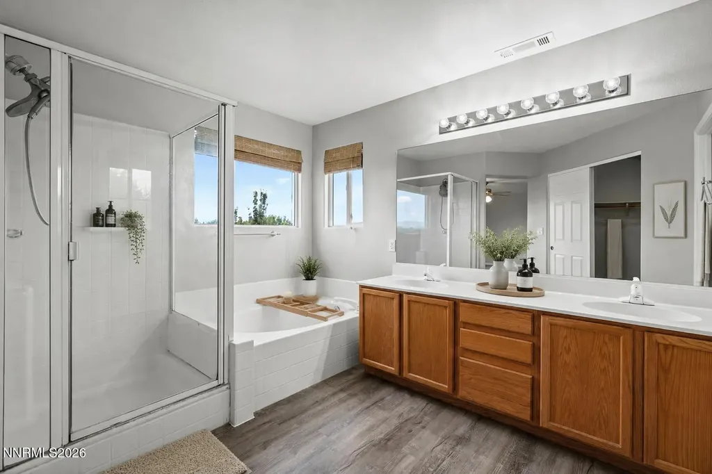 2811 Hawks View Sparks NV 89436