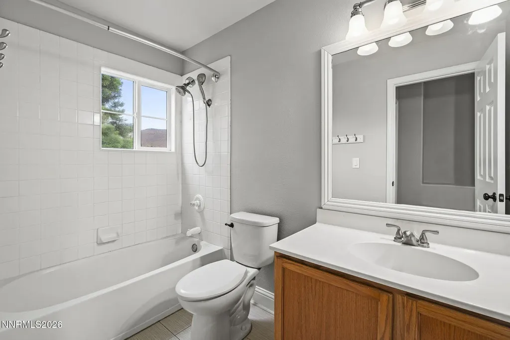 2811 Hawks View Sparks NV 89436