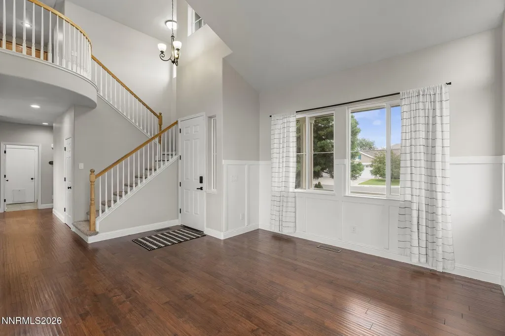 2811 Hawks View Sparks NV 89436