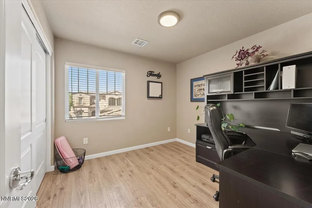 1860 Braemore Reno NV 89521