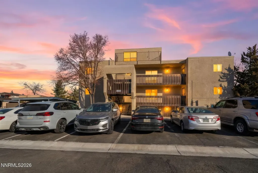 111 Vista Rafael Reno NV 89503