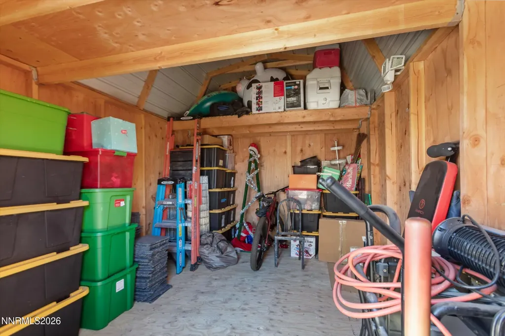230 Orderville Dayton NV 89403