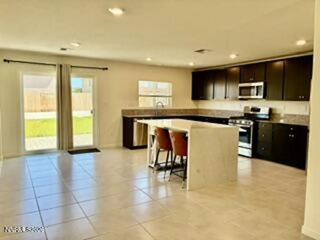 8978 Wolf River Reno NV 89506