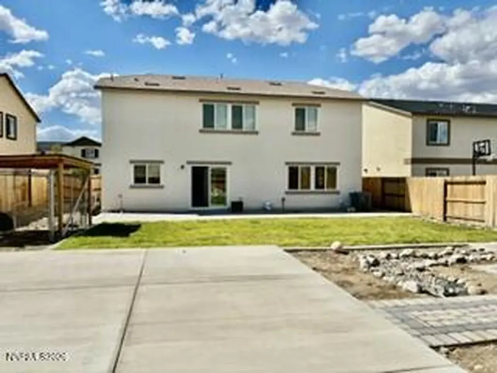 8978 Wolf River Reno NV 89506