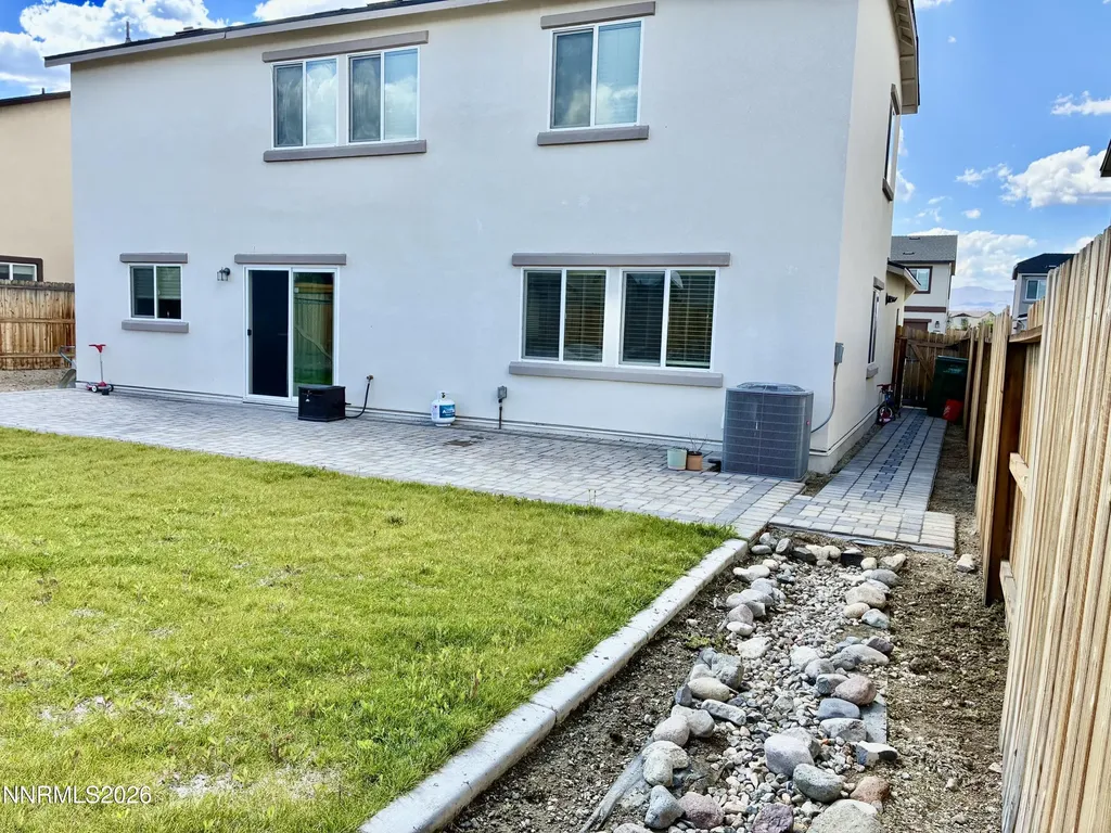 8978 Wolf River Reno NV 89506