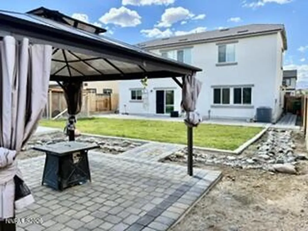 8978 Wolf River Reno NV 89506