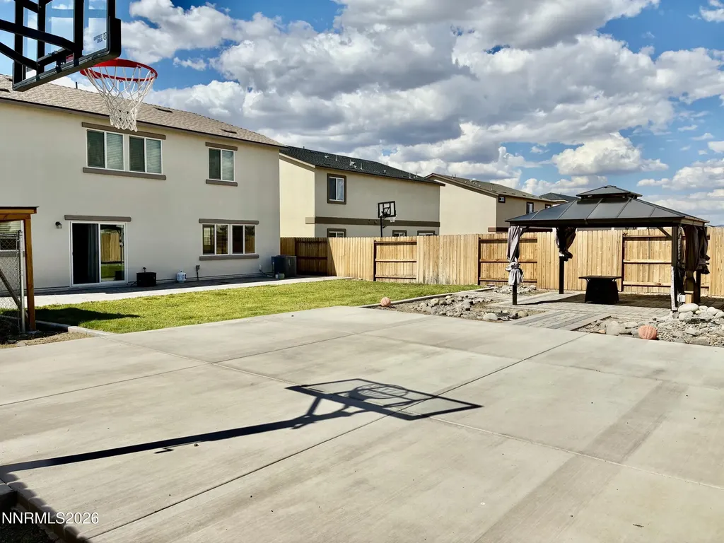8978 Wolf River Reno NV 89506