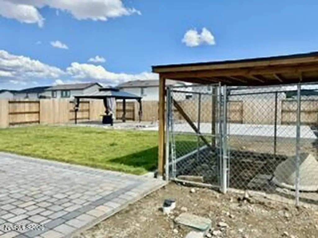 8978 Wolf River Reno NV 89506