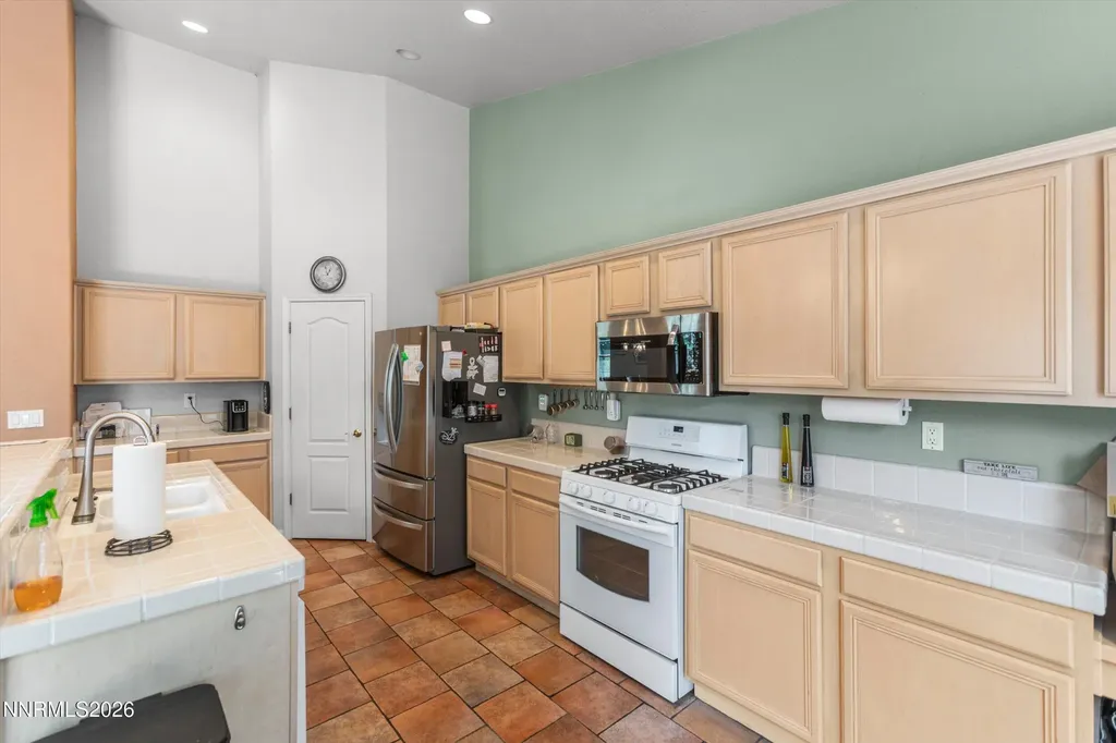 6617 Copper Ann Sparks NV 89436