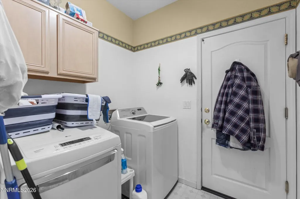 6617 Copper Ann Sparks NV 89436