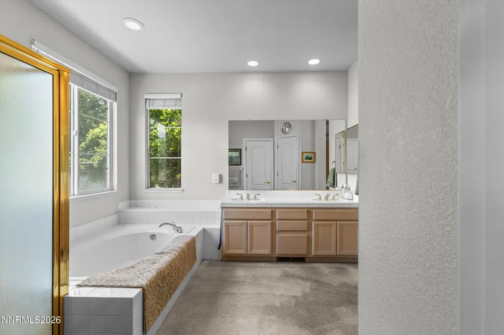 6617 Copper Ann Sparks NV 89436