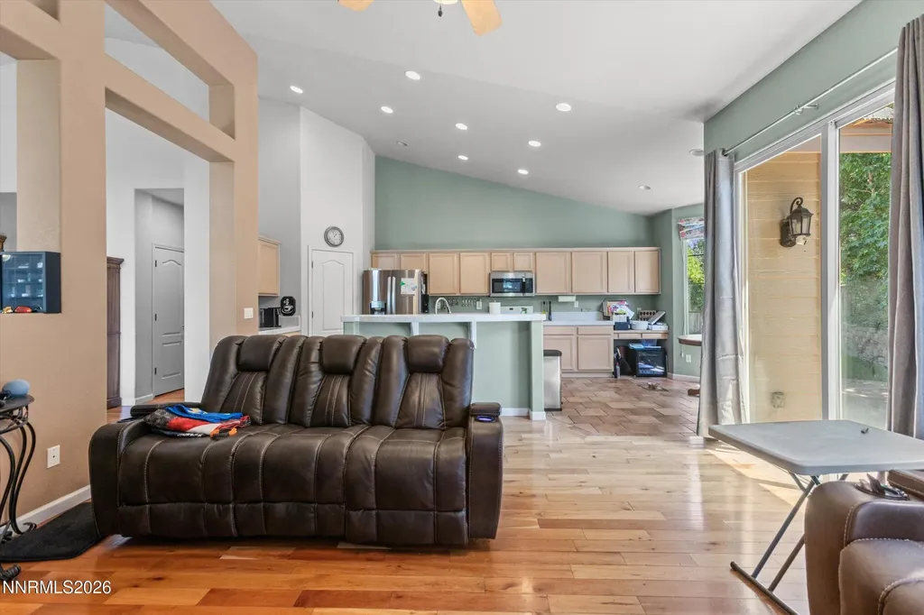 6617 Copper Ann Sparks NV 89436