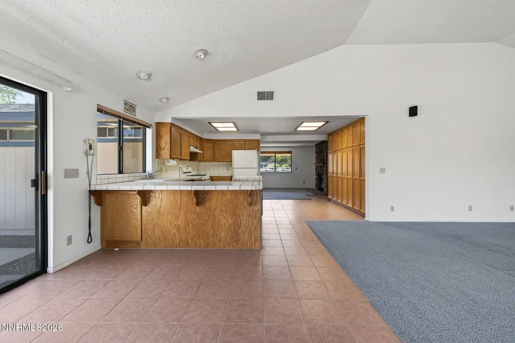 2724 Stewart Minden NV 89423