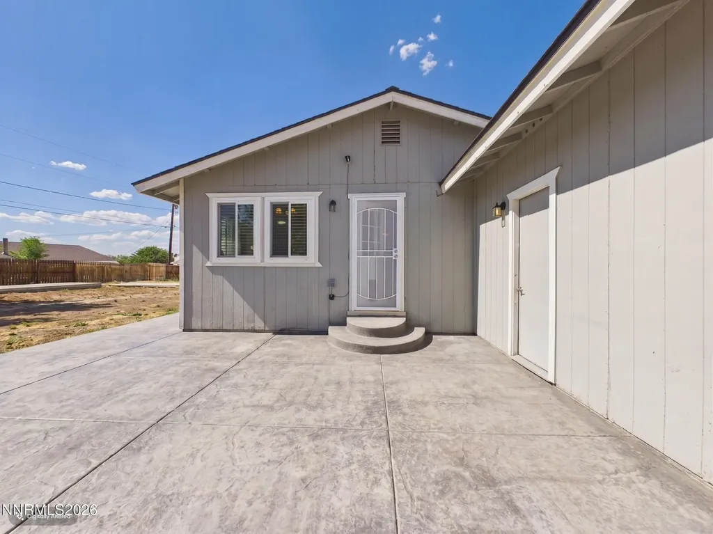 2425 Seneca Reno NV 89506