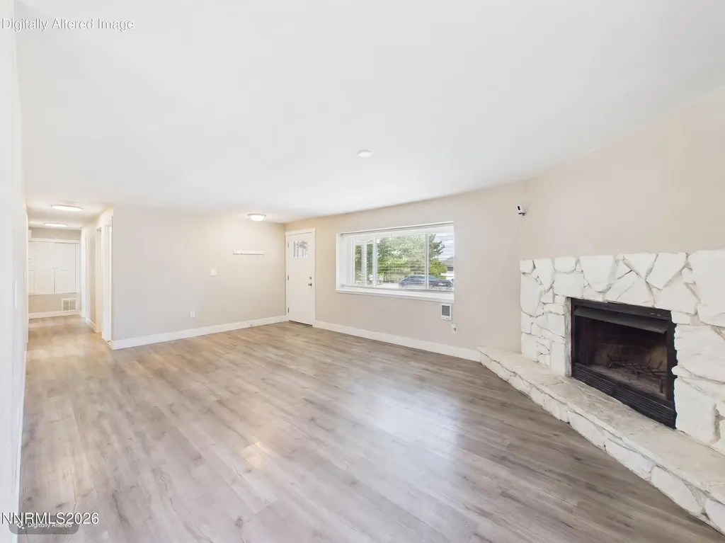 2425 Seneca Reno NV 89506