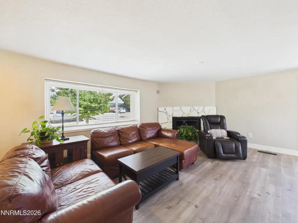2425 Seneca Reno NV 89506