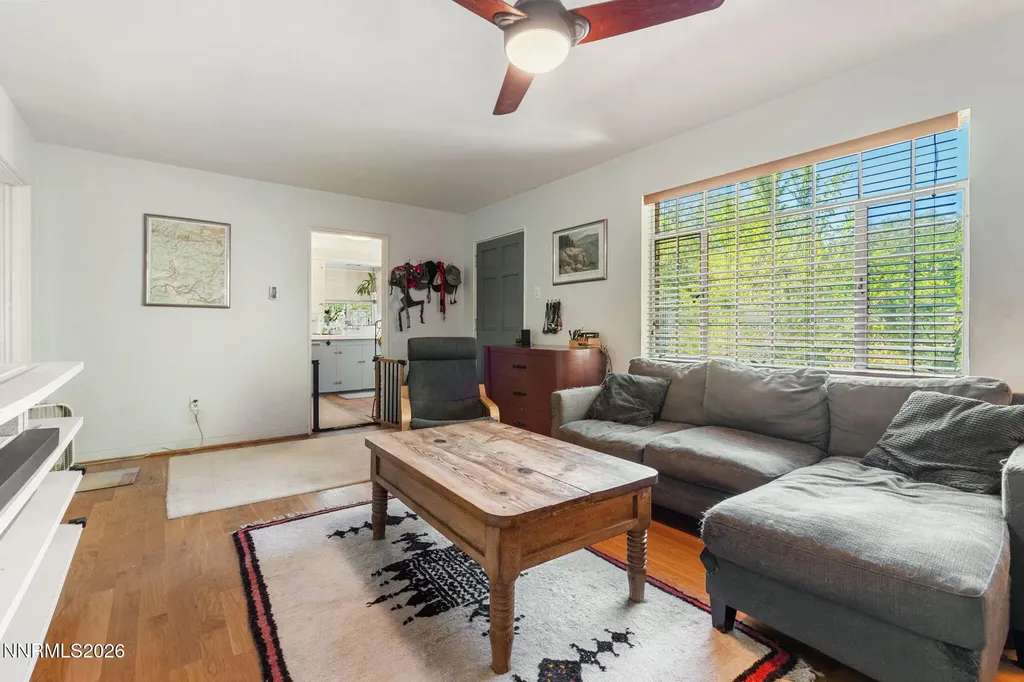 236 Bonnie Briar Reno NV 89509