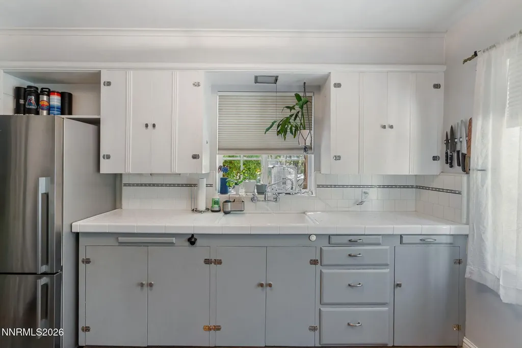 236 Bonnie Briar Reno NV 89509