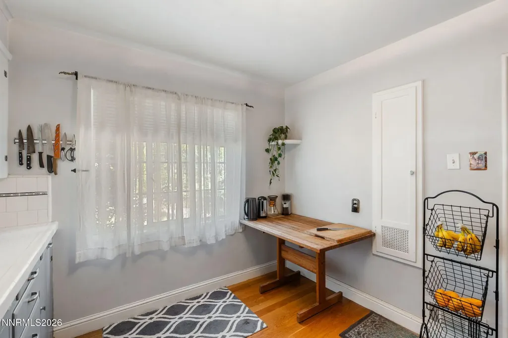 236 Bonnie Briar Reno NV 89509