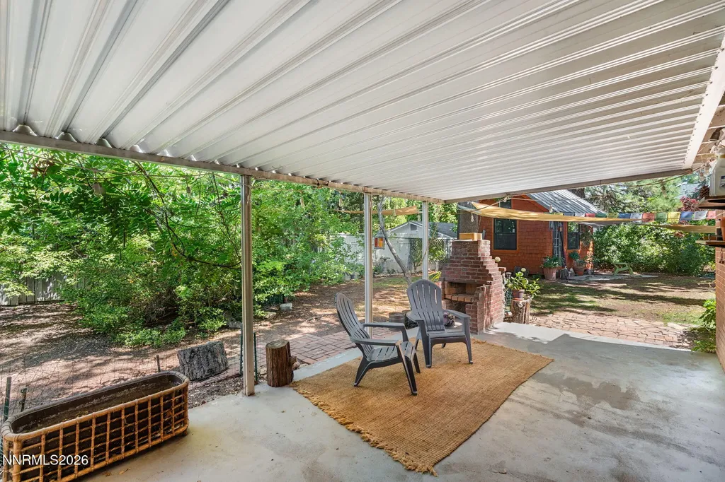 236 Bonnie Briar Reno NV 89509