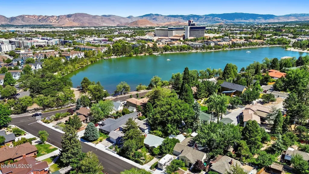 236 Bonnie Briar Reno NV 89509
