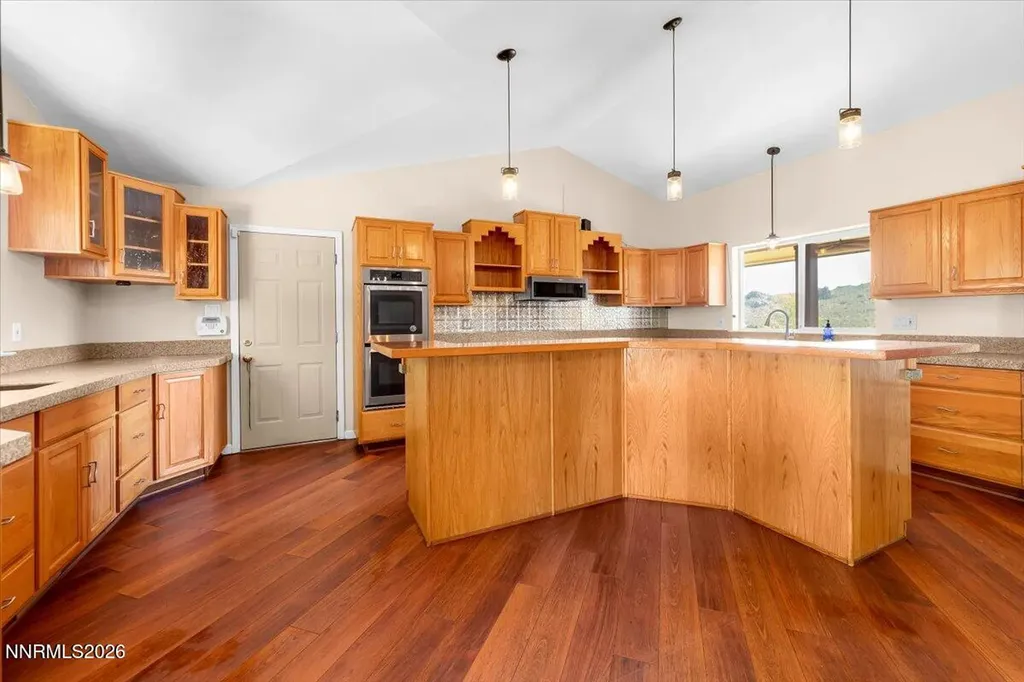905 Thoroughbred Reno NV 89508