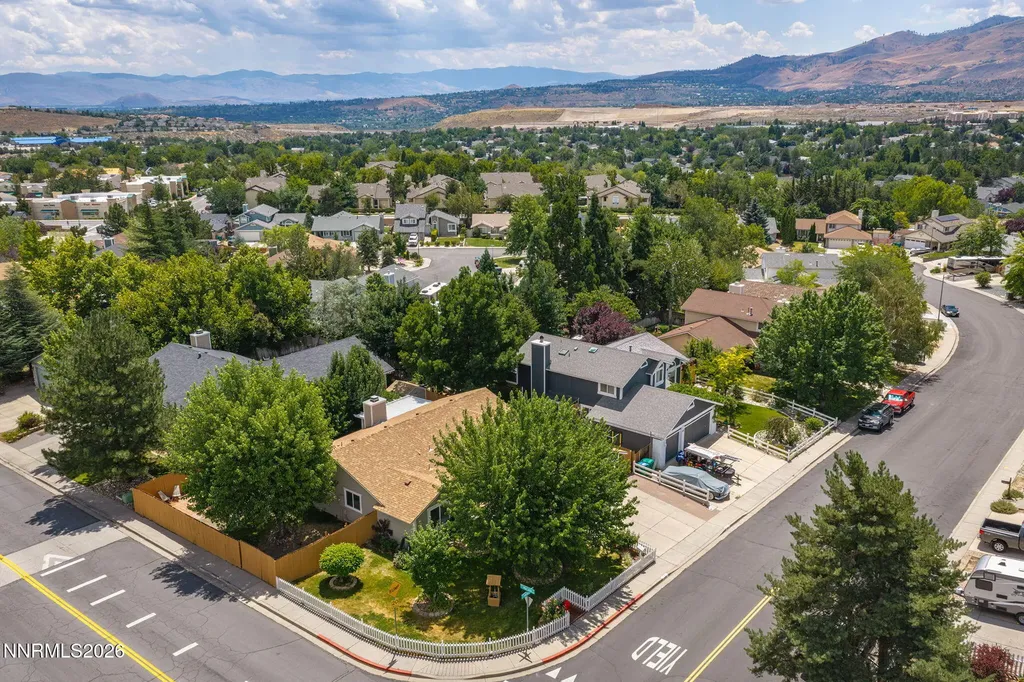1590 Havencrest Reno NV 89523
