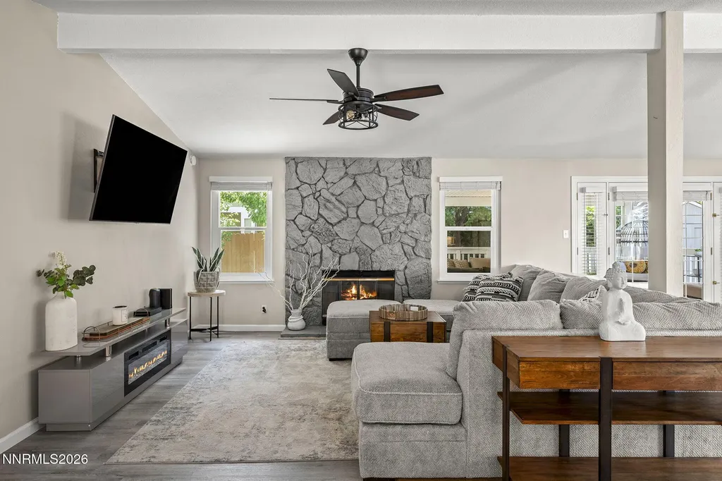 1590 Havencrest Reno NV 89523