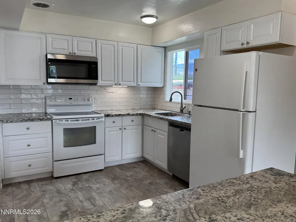 1190 Grand Canyon Reno NV 89502