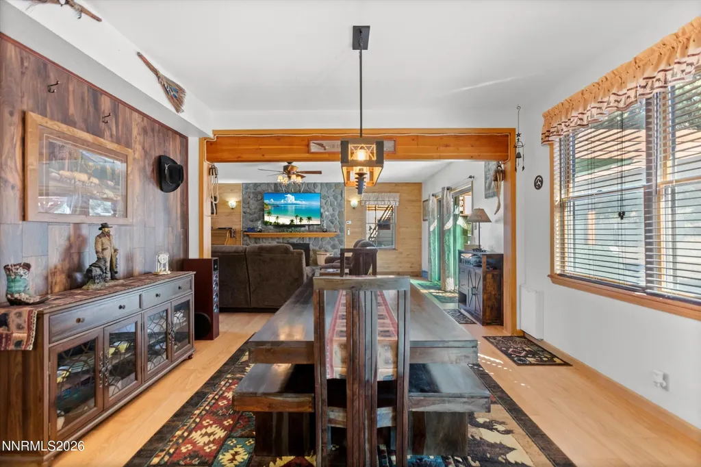 21595 Dortort Reno NV 89521