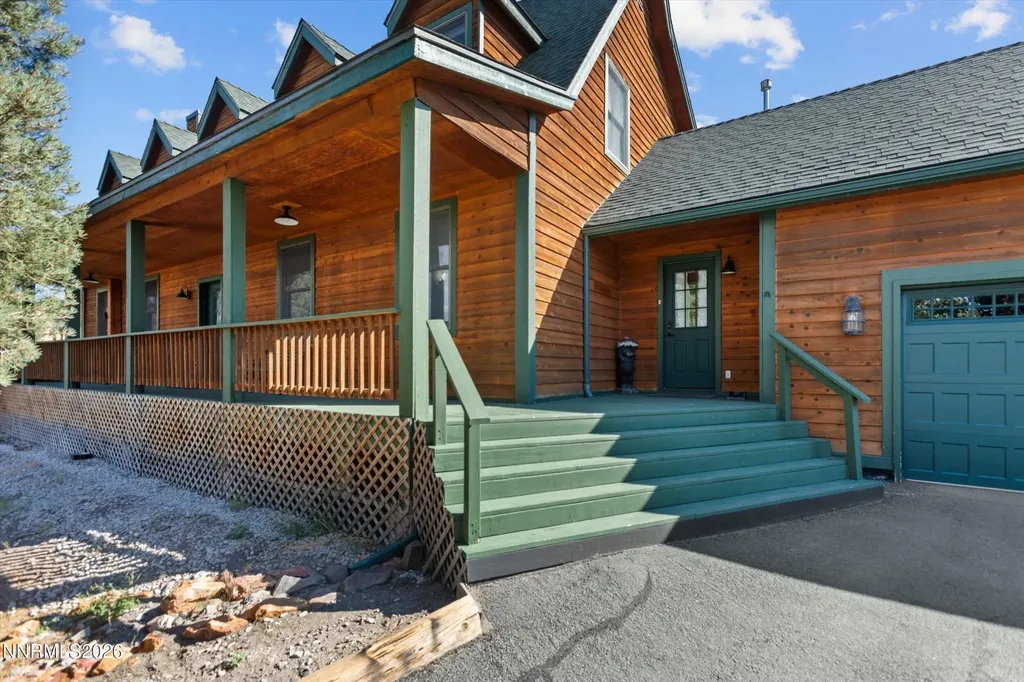 21595 Dortort Reno NV 89521