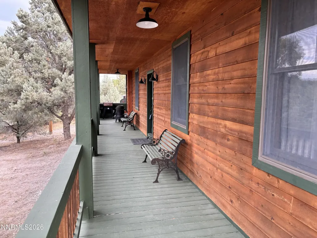 21595 Dortort Reno NV 89521