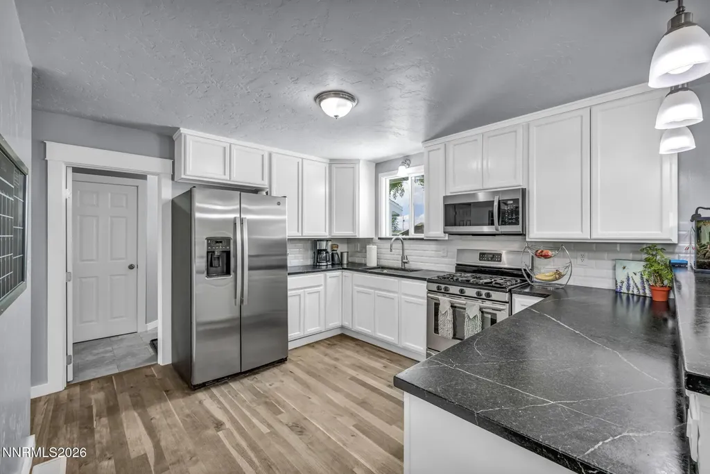 20 Baker Yerington NV 89447