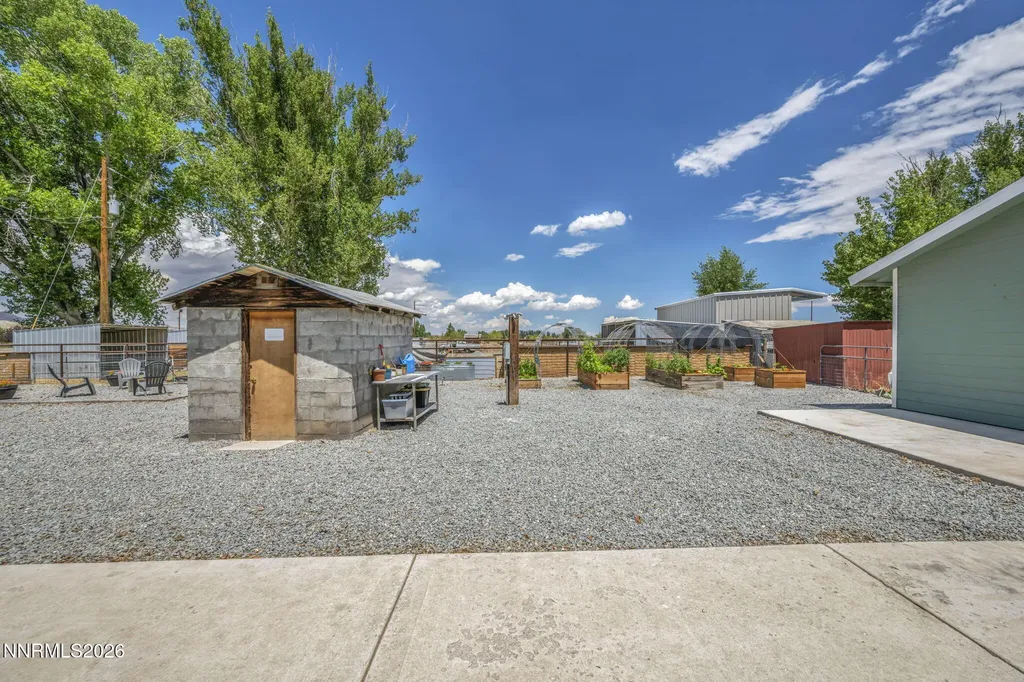 20 Baker Yerington NV 89447