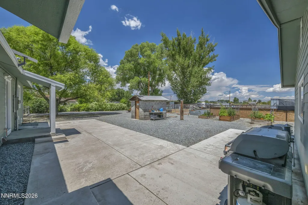 20 Baker Yerington NV 89447