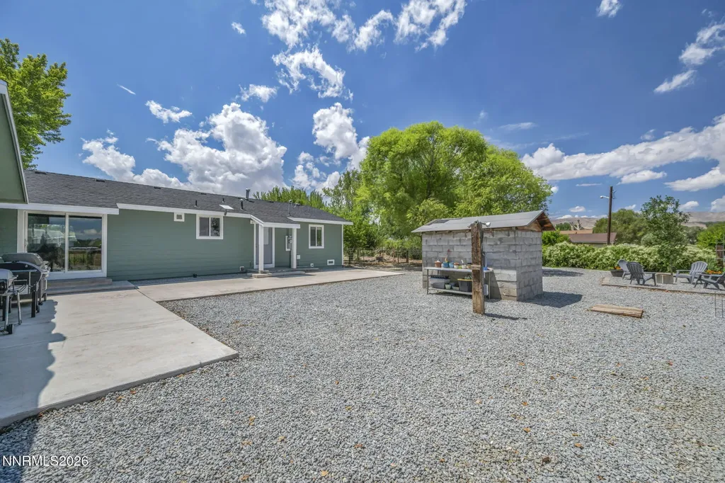 20 Baker Yerington NV 89447