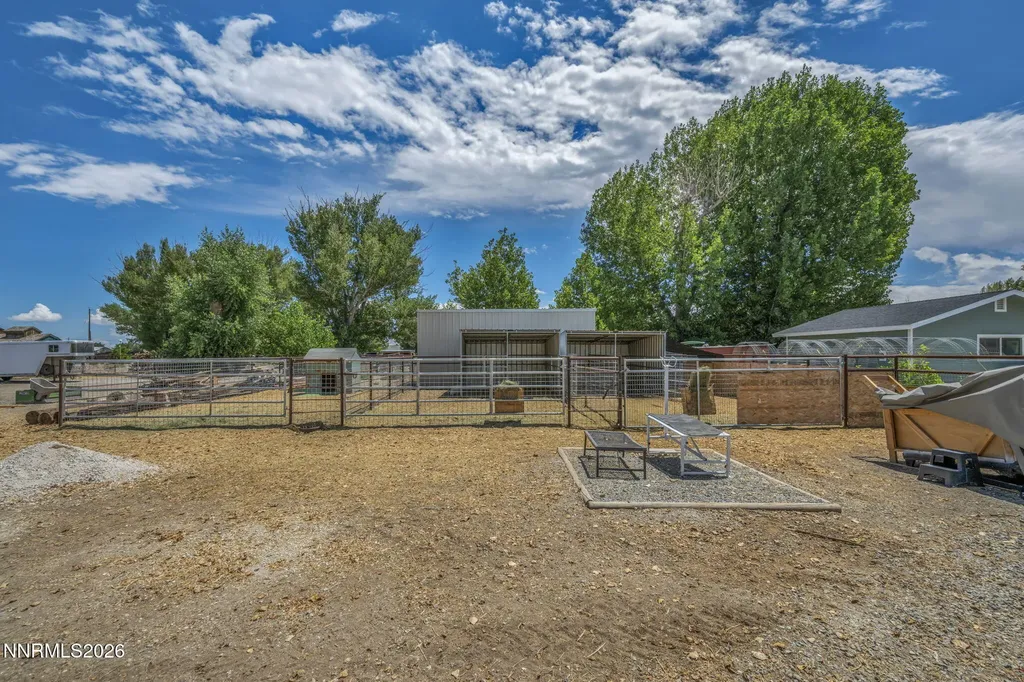 20 Baker Yerington NV 89447