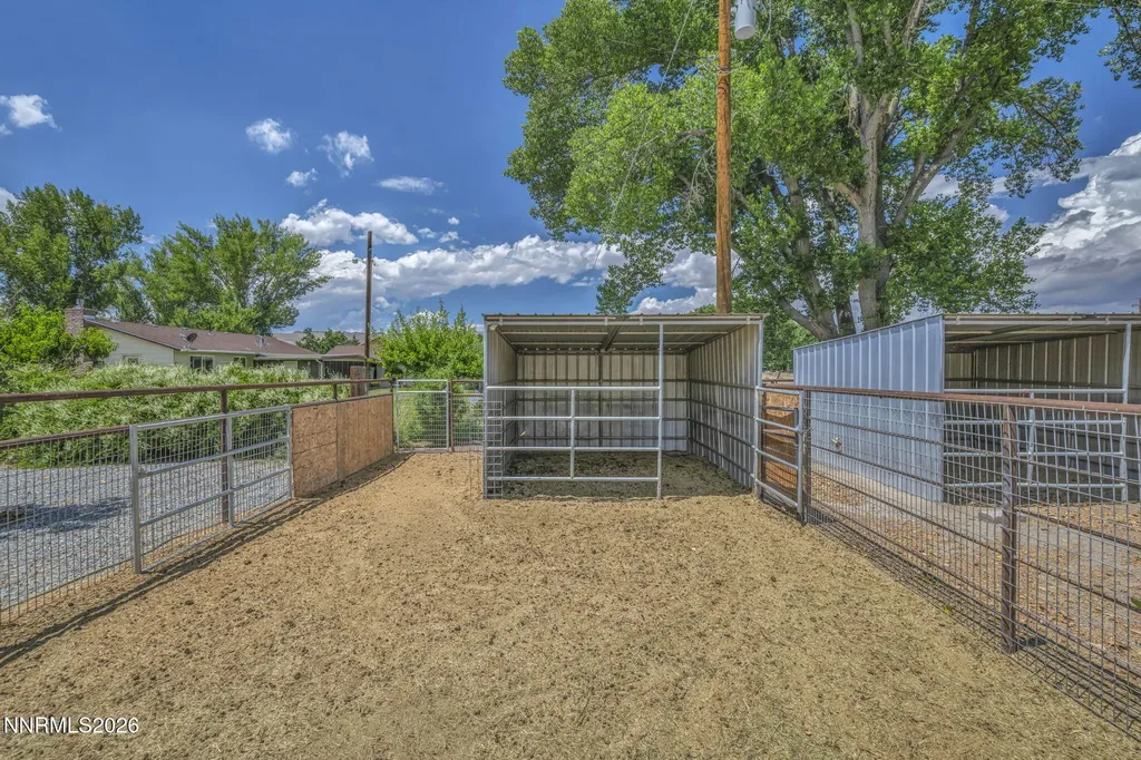 20 Baker Yerington NV 89447