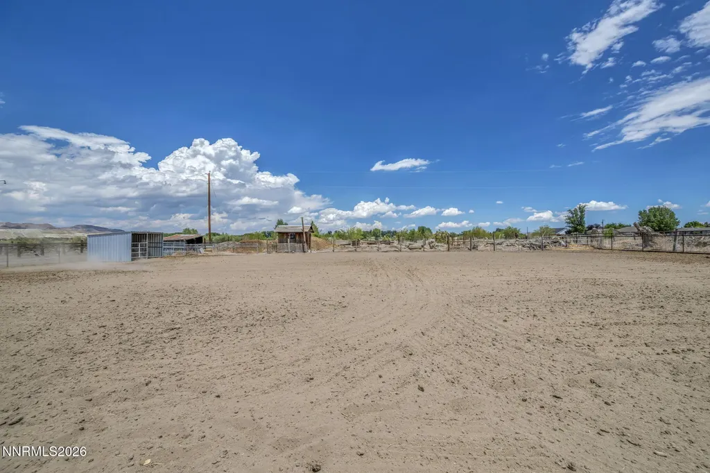20 Baker Yerington NV 89447