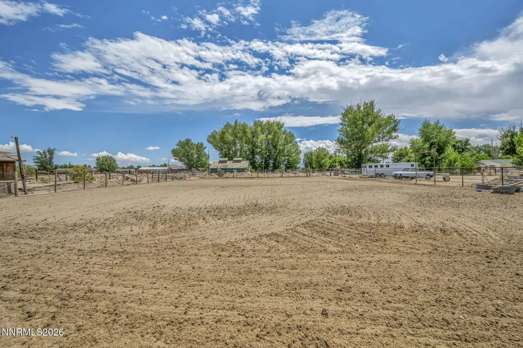20 Baker Yerington NV 89447