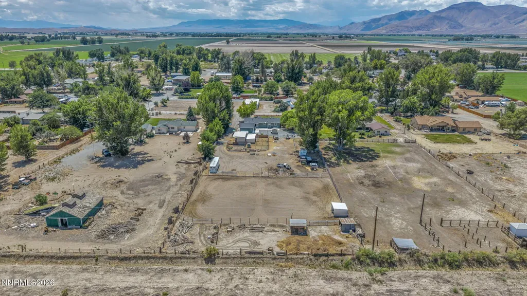 20 Baker Yerington NV 89447