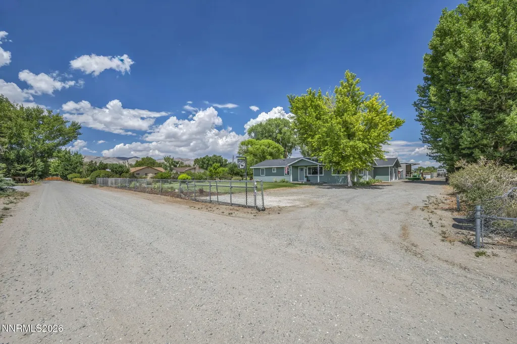 20 Baker Yerington NV 89447