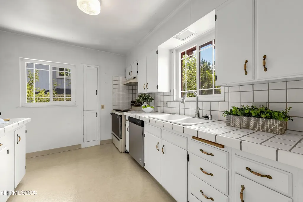 1314 Arlington Reno NV 89509