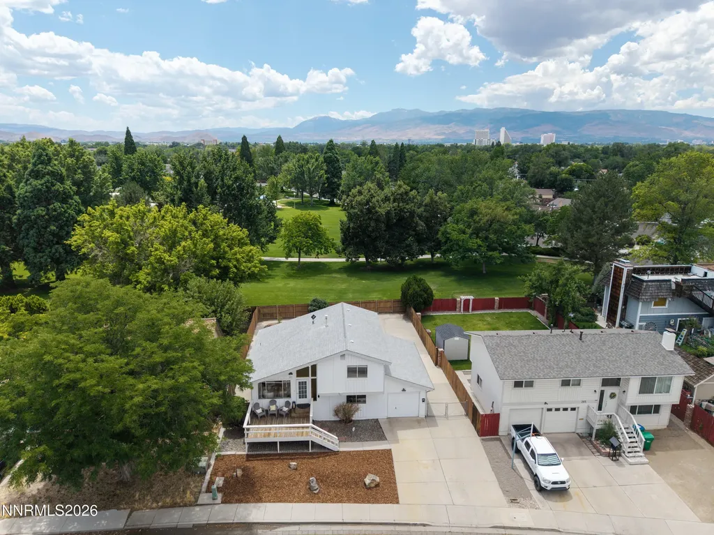 295 Quail Sparks NV 89431