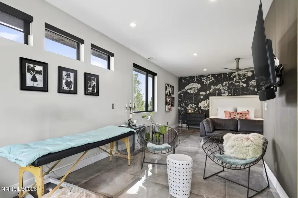 1592 6th Minden NV 89423